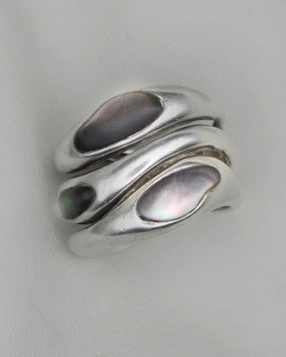 RIPPLE ABALONE SHELL SILVER RING