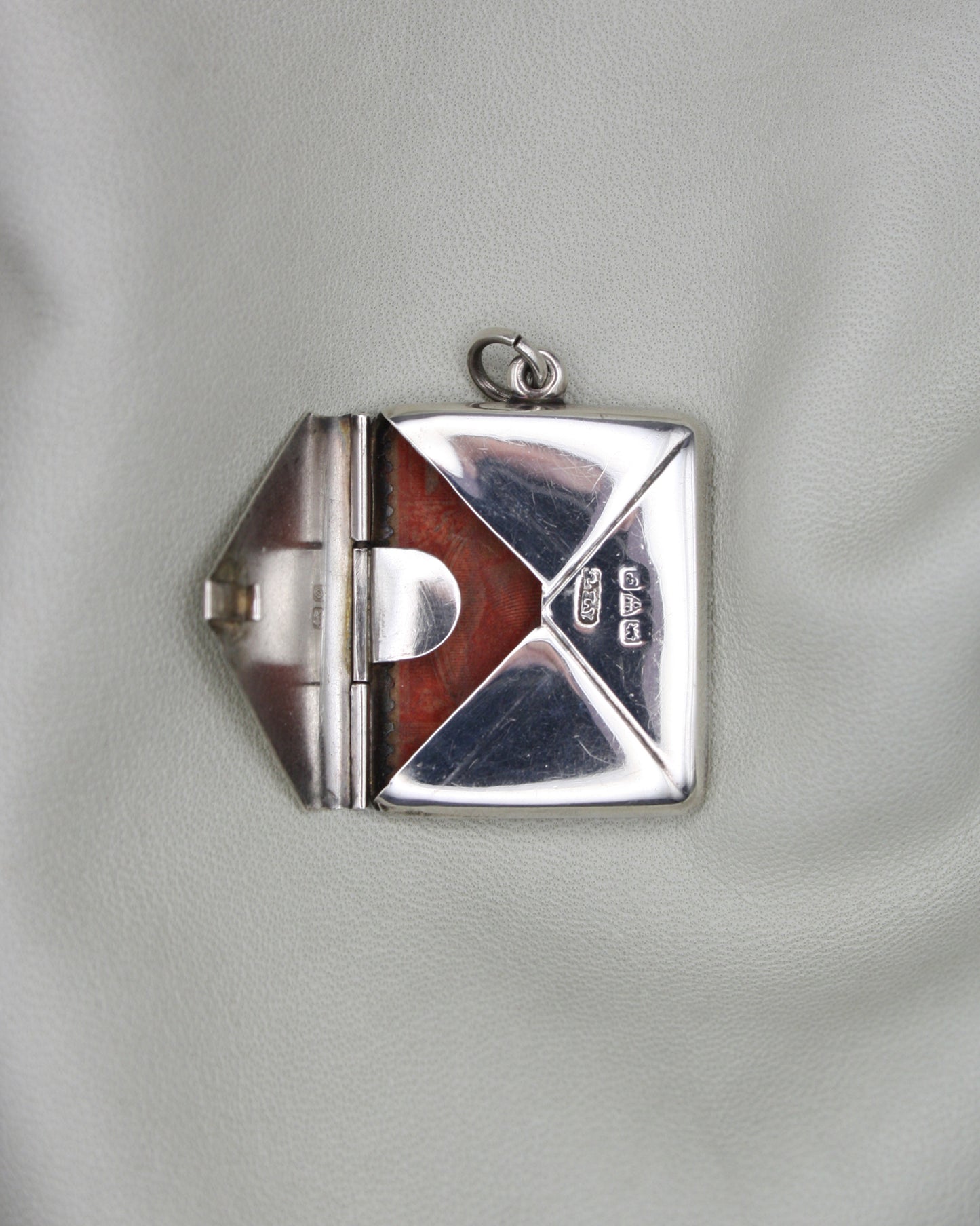 SILVER STAMP CASE PENDANT