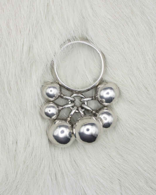 BIG DANGLING SPHERES SILVER RING