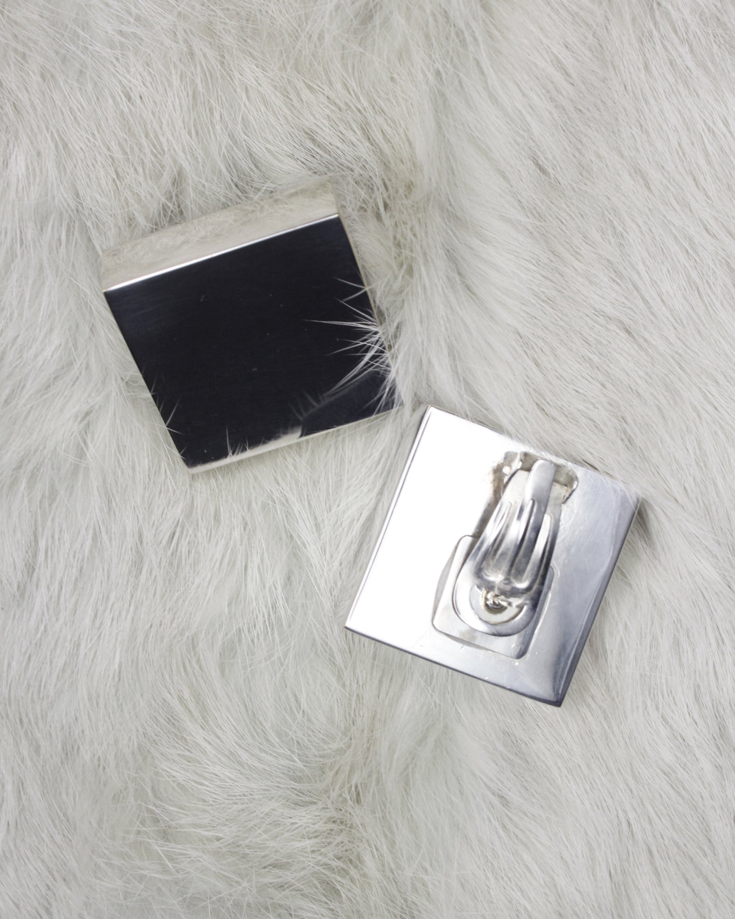PRISM SILVER PLEATED EARRINGS