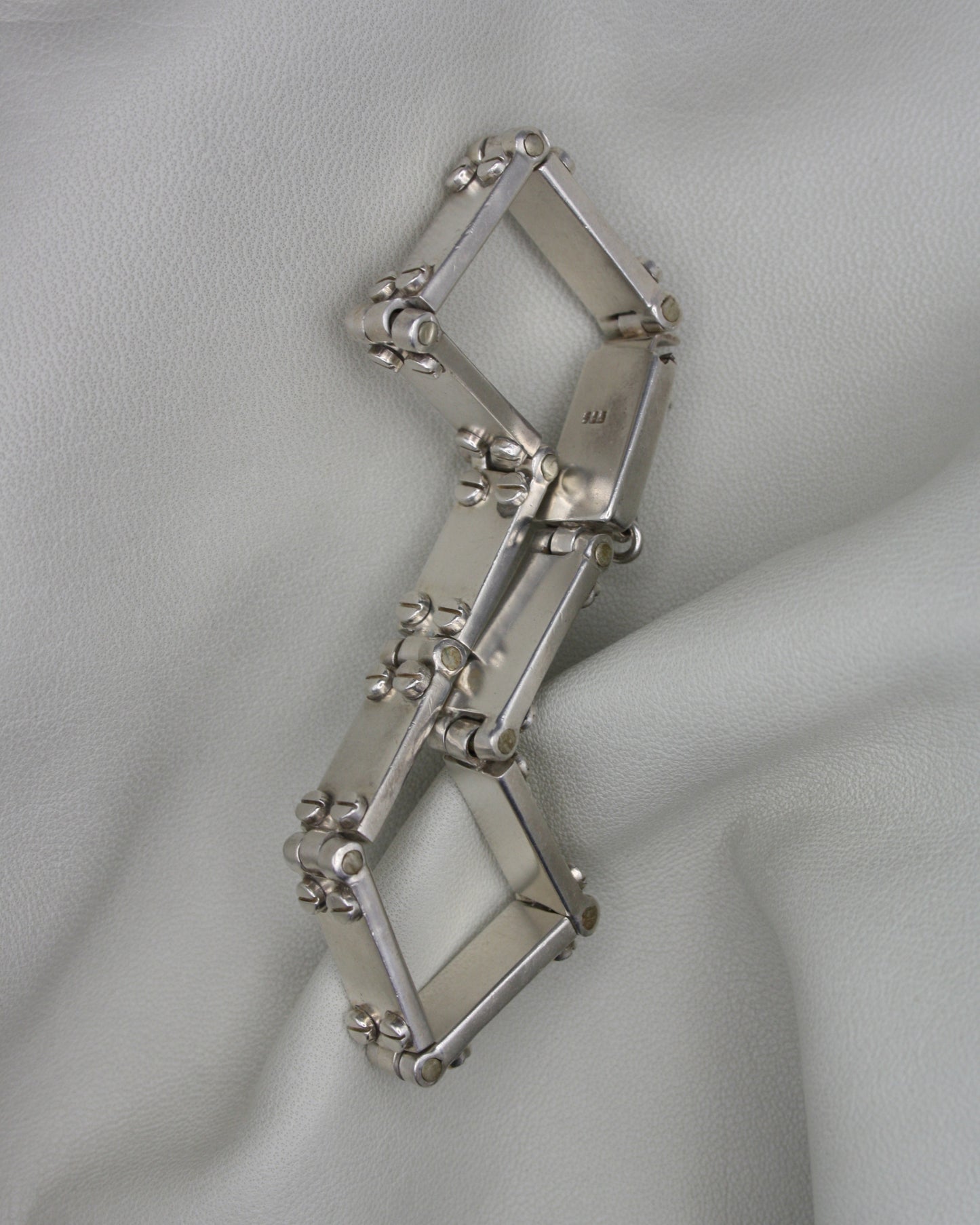 HINGED SILVER BRACELETE